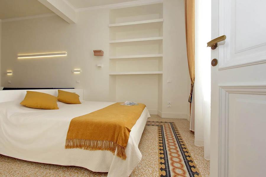 Elegant Apartment In The Heart Of Rome-Navona Area Kültér fotó