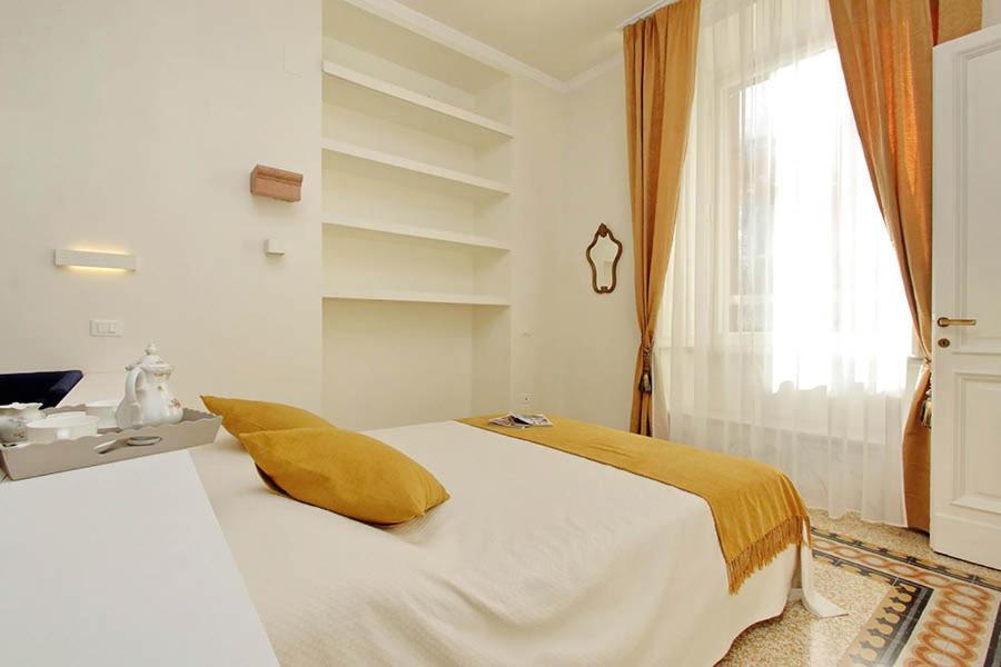 Elegant Apartment In The Heart Of Rome-Navona Area Kültér fotó